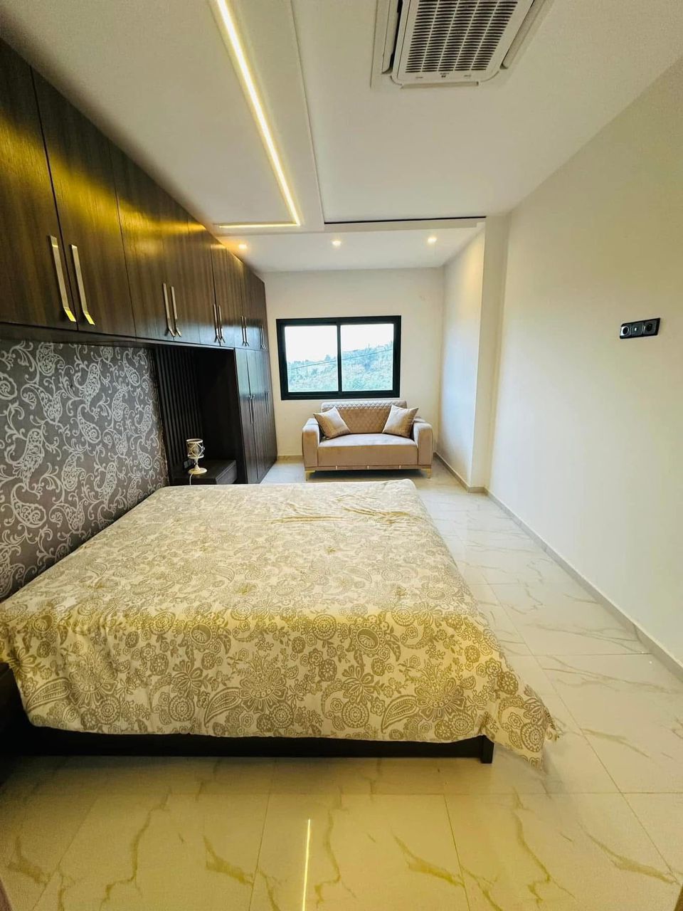 Abidjan, Plateau, Hotel Tiama